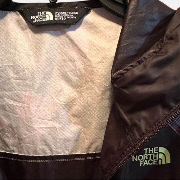 The North Face Women's Black and Pink Windbreaker Jacket Wind Wall Windstopper - Picture 3 of 7